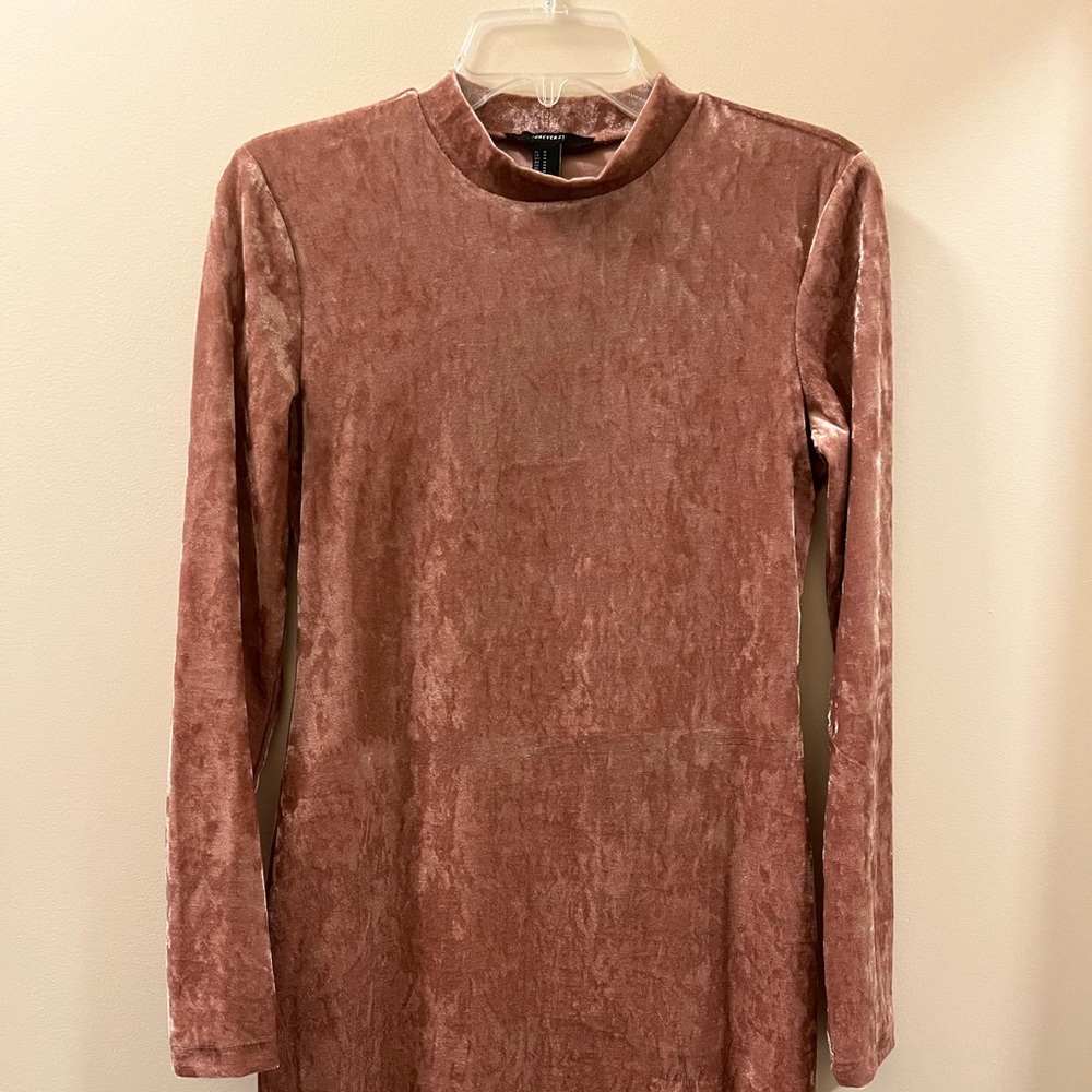 Rose colored velvet long dress dress with front slit